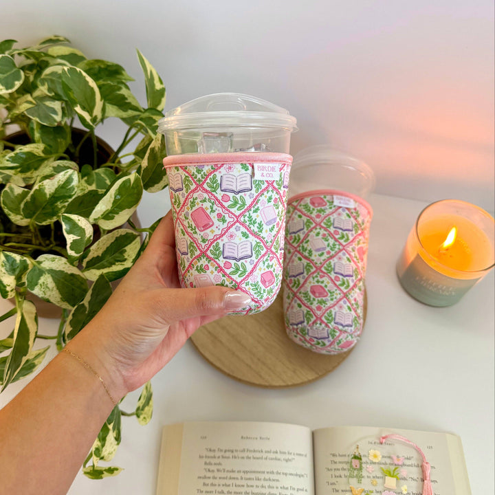 Diamond Bookish Garden Iced Coffee Sleeve – Reusable Cup Holder for Coffee Lovers