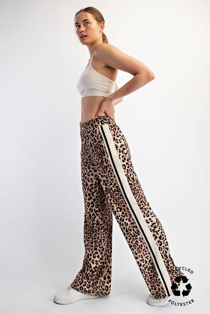 ANIMAL PRINTED BUTTER SOFT STRAIGHT PANT