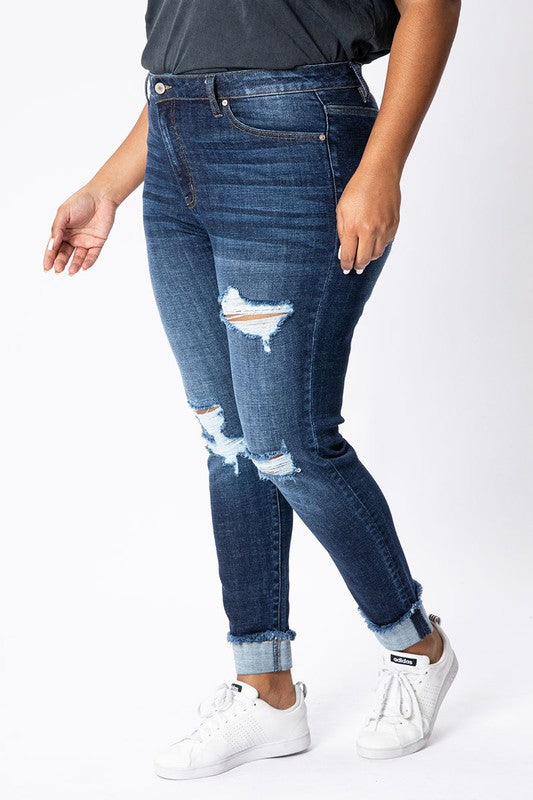 Plus Size Distressed Ankle Skinny with cuff