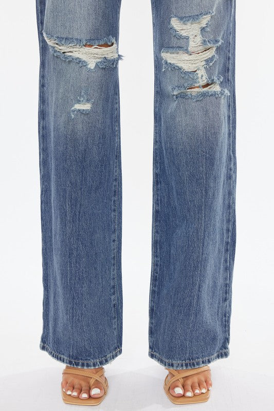 ULTRA HIGH RISE DISTRESSED NINETIES FLARE